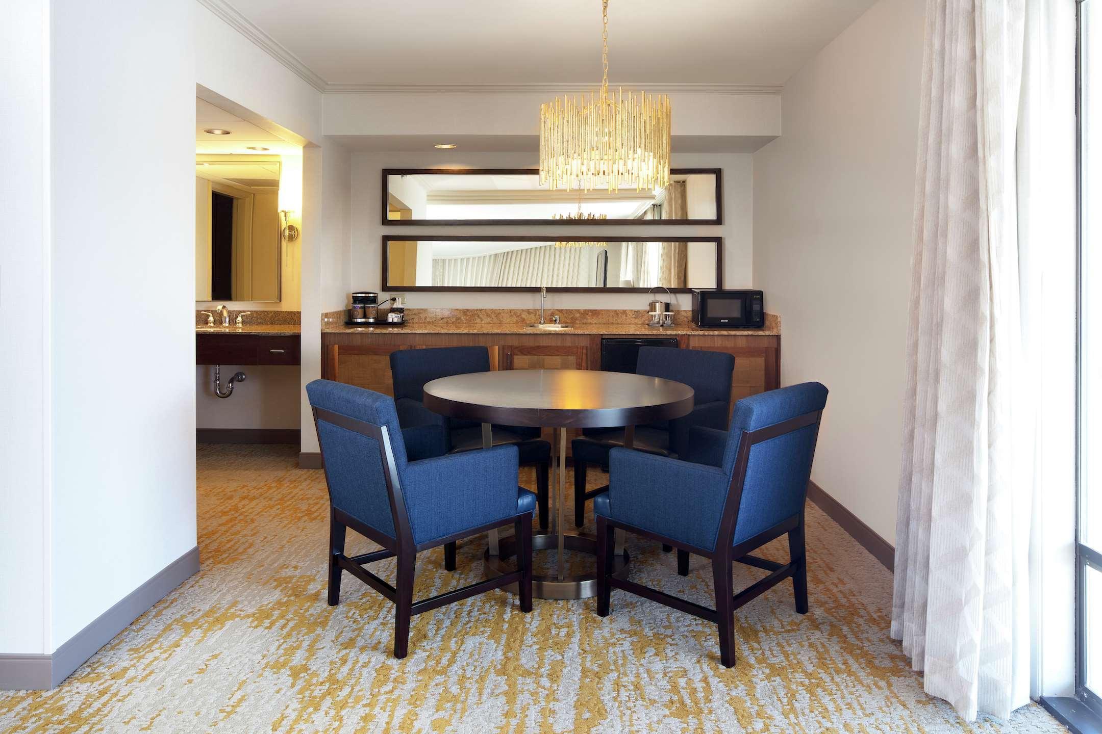 Doubletree By Hilton Ontario Airport Hotel Luaran gambar