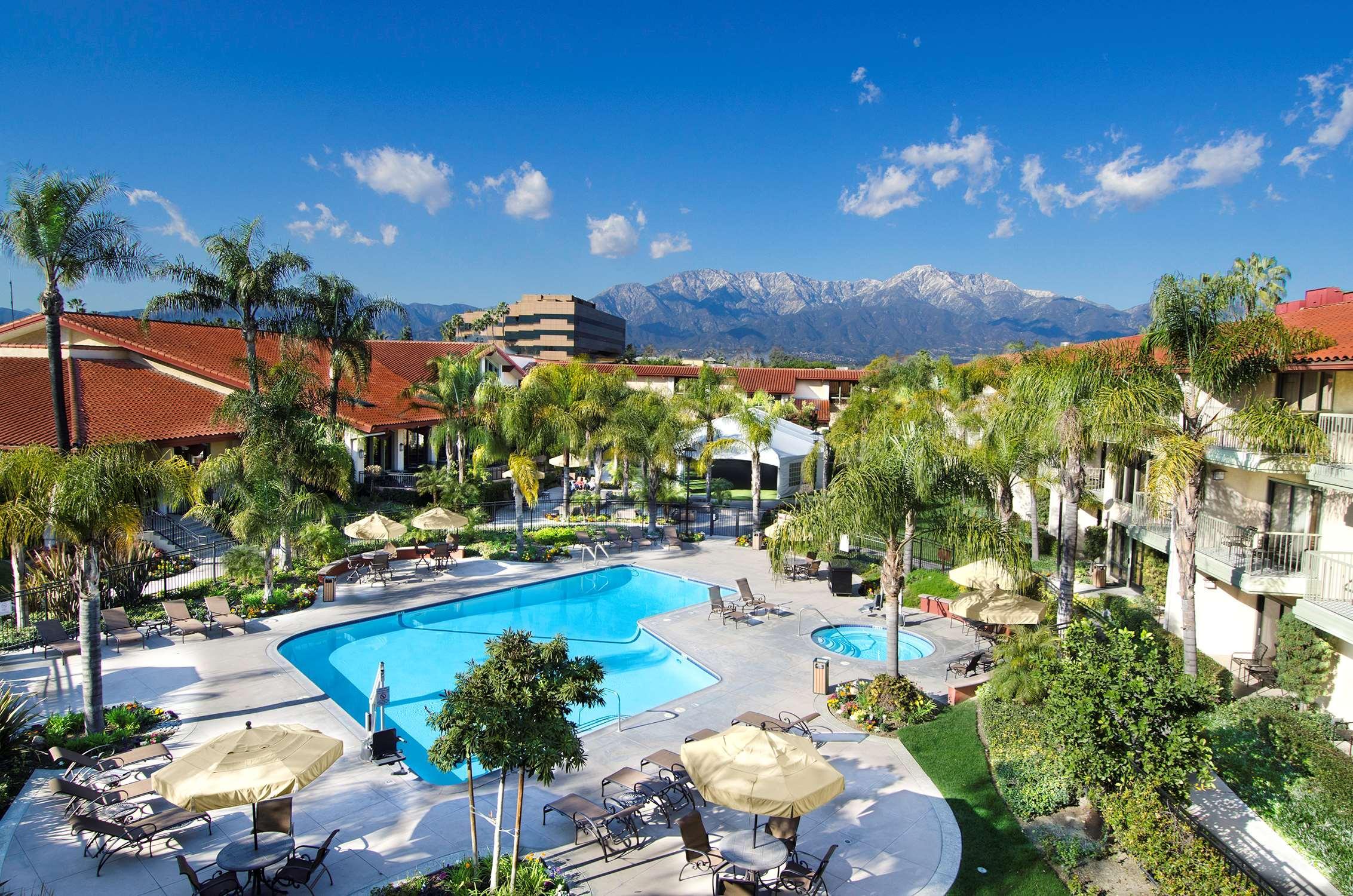 Doubletree By Hilton Ontario Airport Hotel Luaran gambar