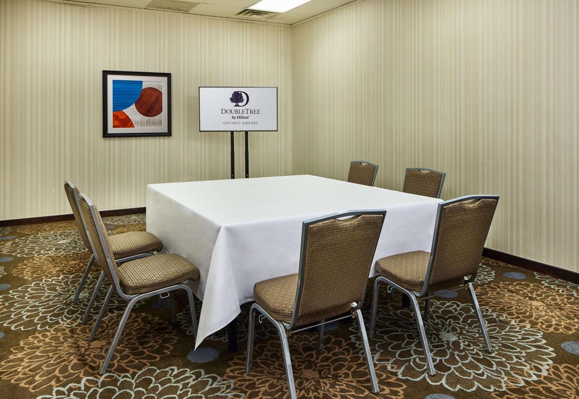 Doubletree By Hilton Ontario Airport Hotel Luaran gambar