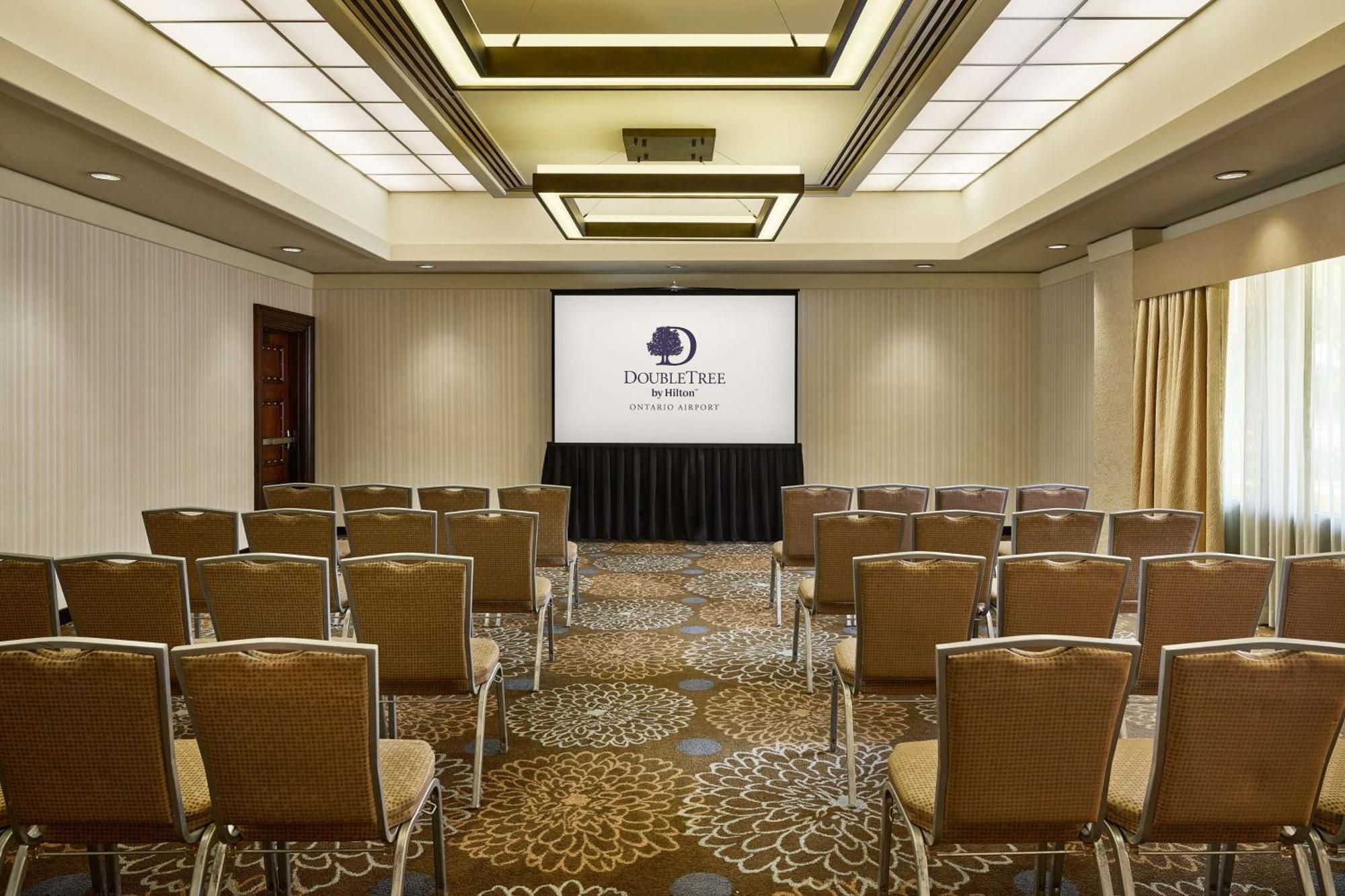 Doubletree By Hilton Ontario Airport Hotel Luaran gambar