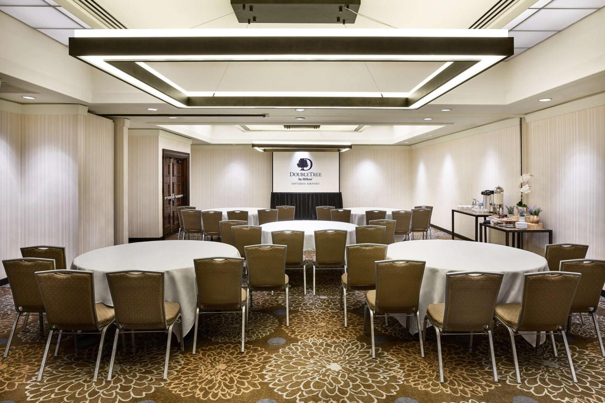 Doubletree By Hilton Ontario Airport Hotel Luaran gambar